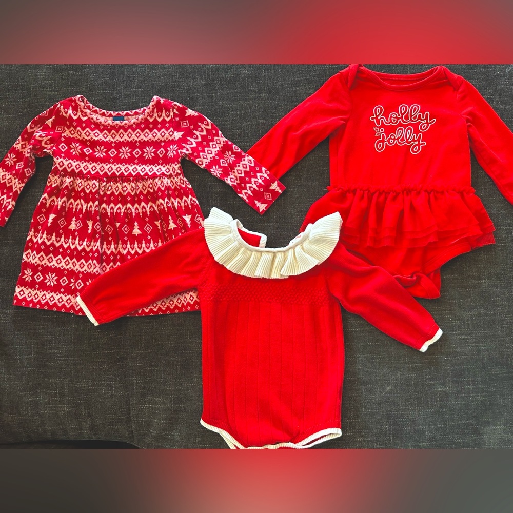 Bundle of 3 baby girl Christmas outfits.